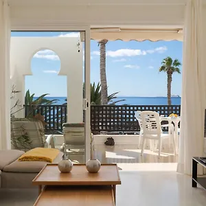 https://el-jablillo-seafront.in-canary-islands.com